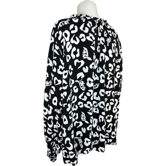 Denim & Co. Valentine's Day Printed Blouse w/ Smocked Cuff Black 2X - Picture 4 of 11